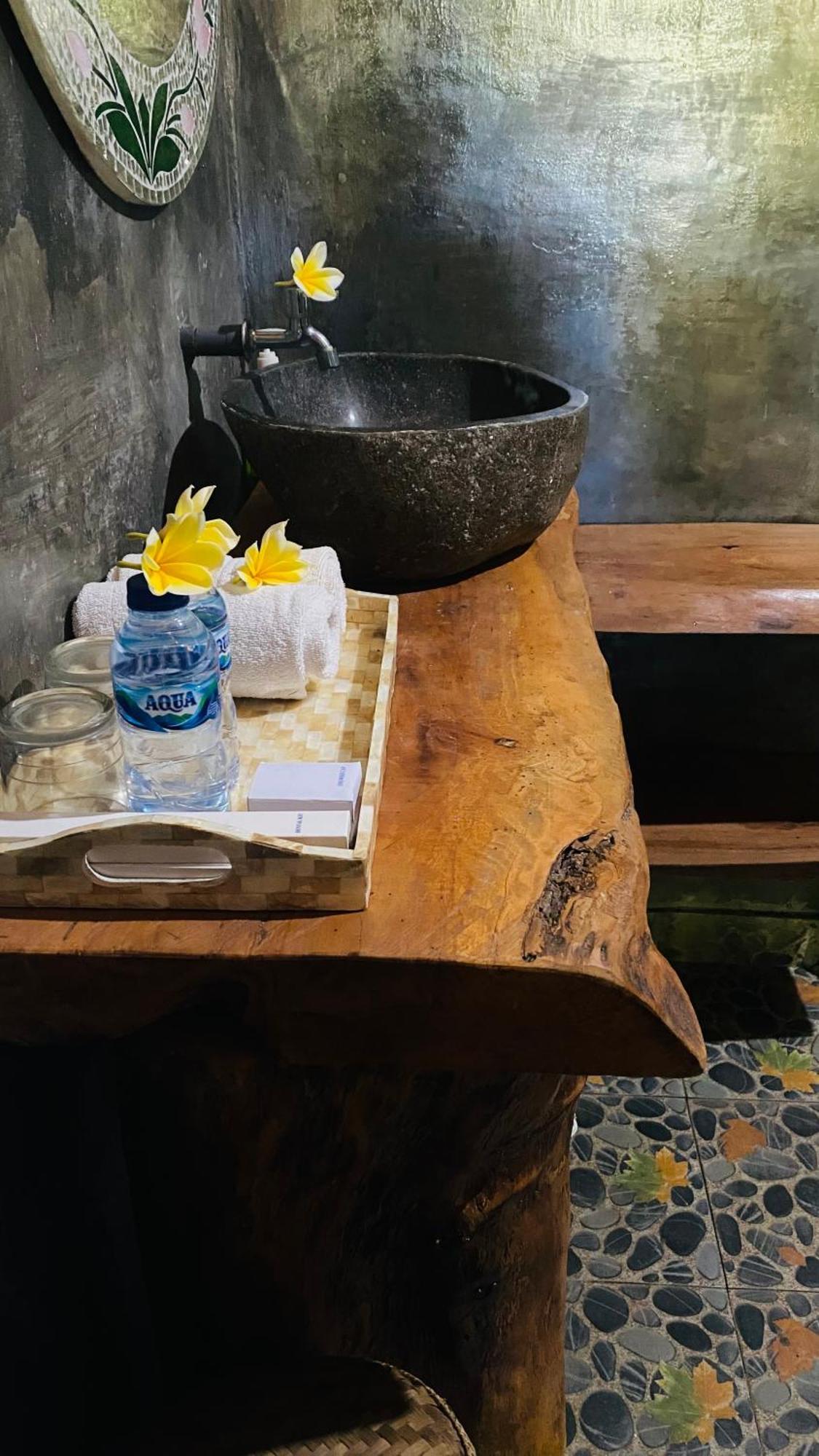 Pondok Sari Homestay Ungasan Extérieur photo